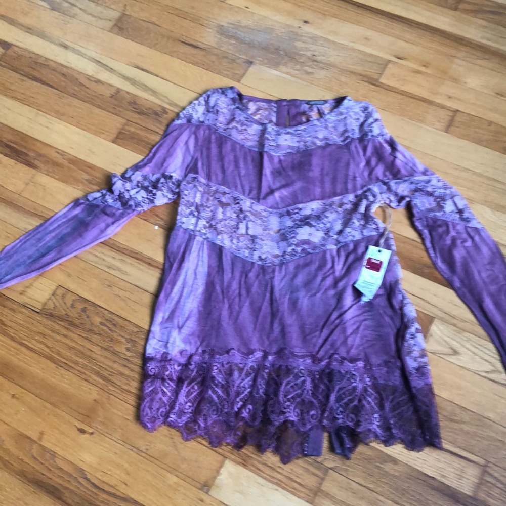 NWT Buckle Knit and lace top